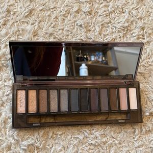 Urban Decay Naked Smoky